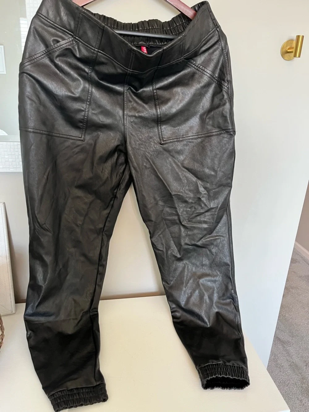 Spanx faux leather joggers Size 1x